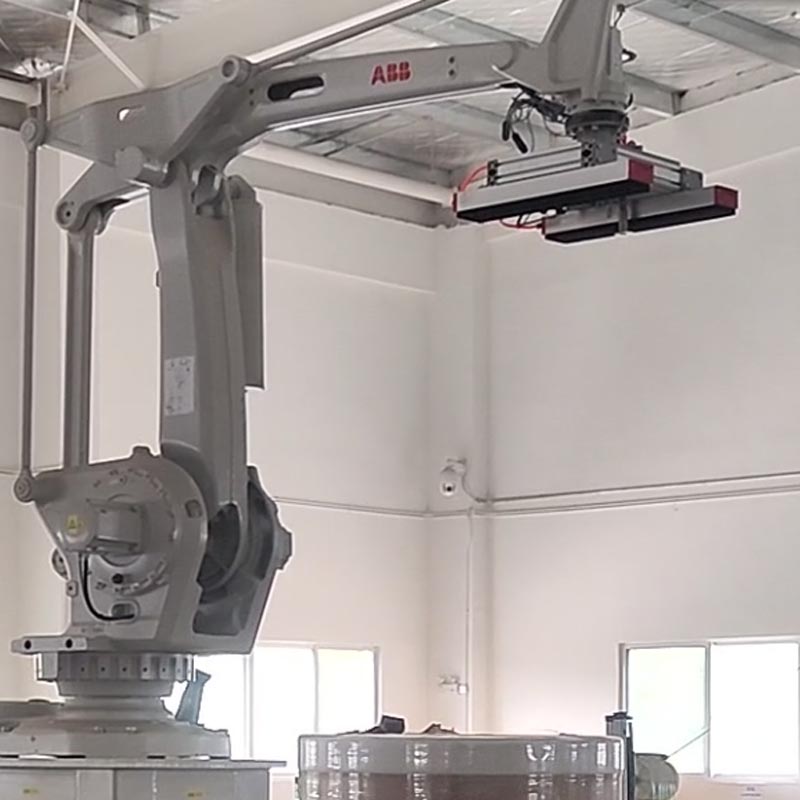 Robotic palletizer